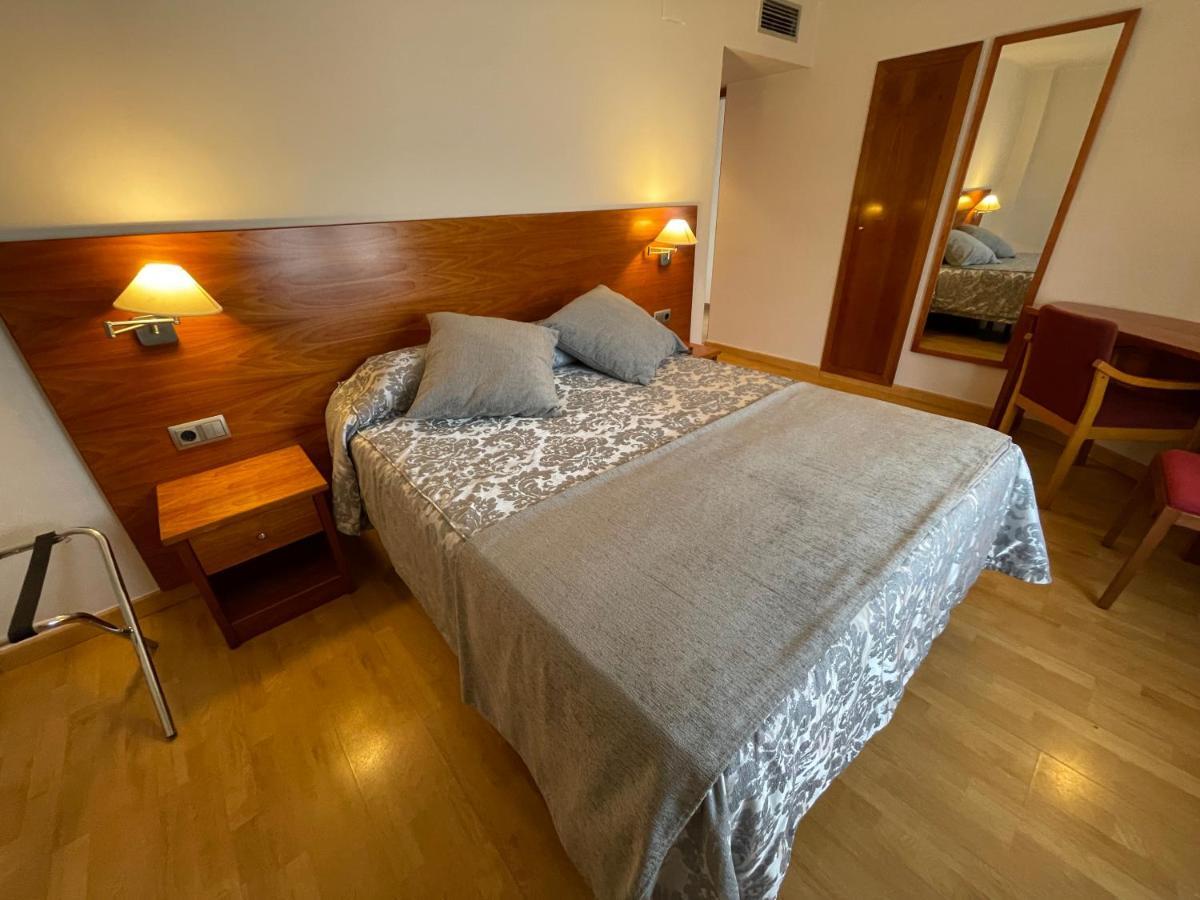 Hotel Arturo Pobleta de Bellvehí Εξωτερικό φωτογραφία