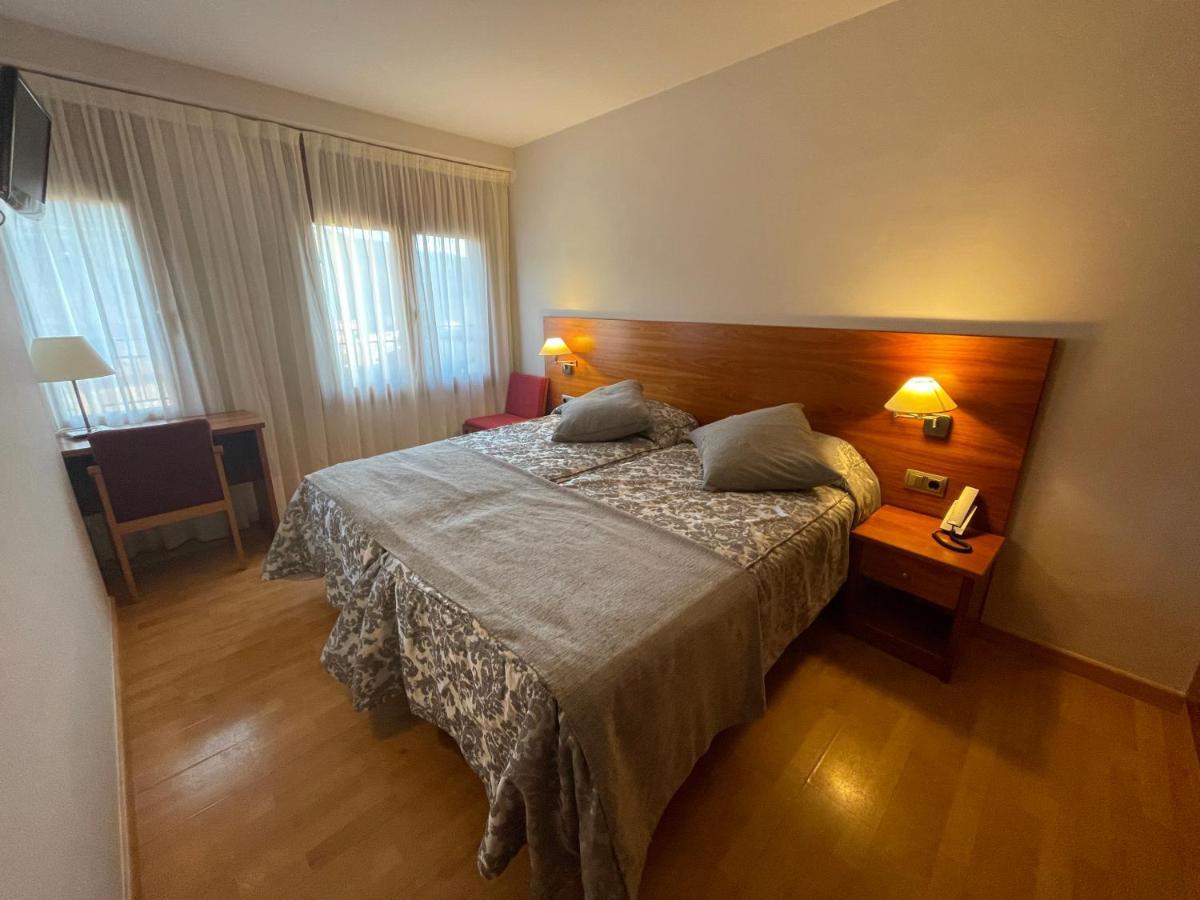 Hotel Arturo Pobleta de Bellvehí Εξωτερικό φωτογραφία