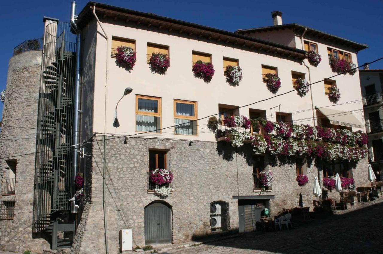 Hotel Arturo Pobleta de Bellvehí Εξωτερικό φωτογραφία