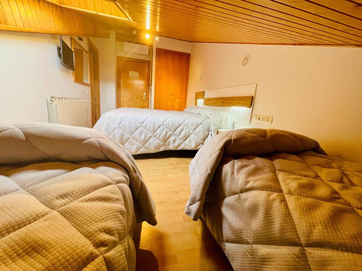 Hotel Arturo Pobleta de Bellvehí Εξωτερικό φωτογραφία